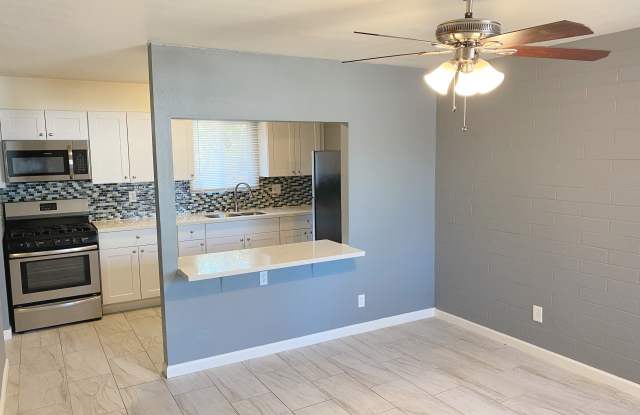 704-724 W 5th St photos photos 704-724 W 5th St photos photos