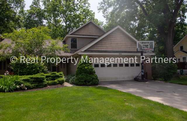 Fully Furnished 3BR/2BA Condo – Near River, Trails, Parks  Airport photos photos