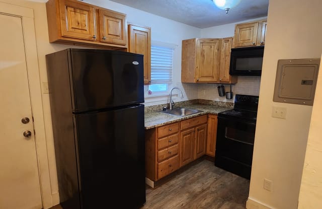 938 W. Wyeth St. - 3 photos photos
