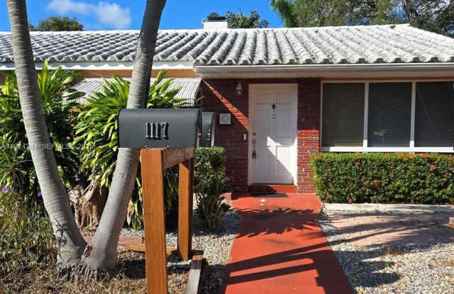 1117 NE 17th Way - 1117 Northeast 17th Way, Fort Lauderdale, FL 33304