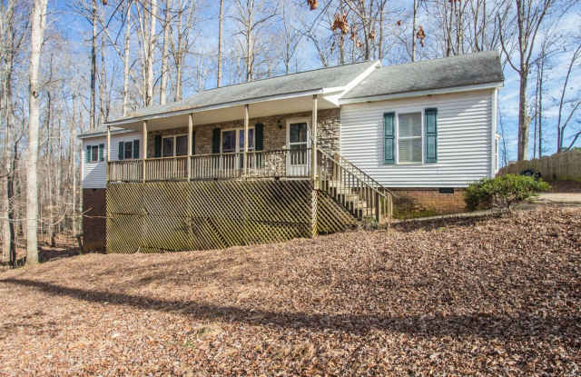 Ranch Style Home on a Large Private Lot! - 7113 Cedric Drive, Wake County, NC 27603