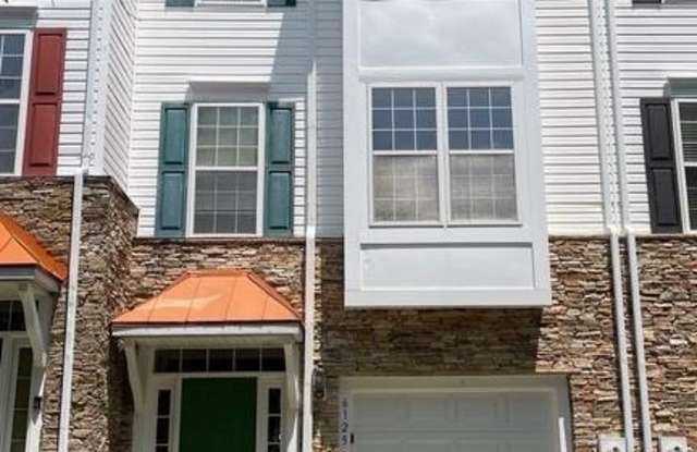 6125 White Marble Court Gallery 1