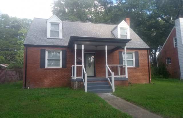 Mapleshade at the Windsor Farms divide - 707 Rothesay Road, Richmond, VA 23221