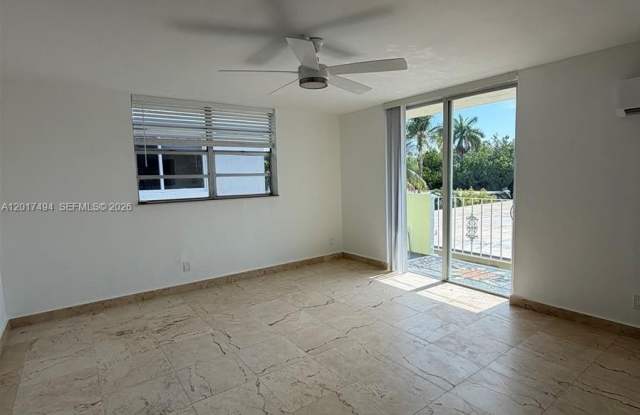 915 Jefferson Ave photos photos