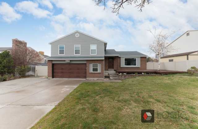Stunning Home In Excellent Sandy Location! photos photos