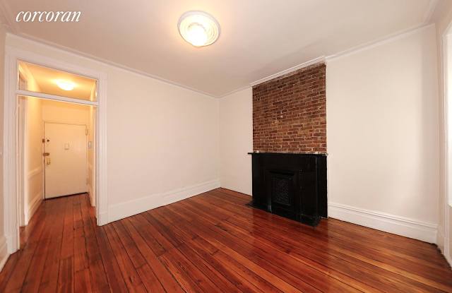 268 West 12th Street Gallery 3