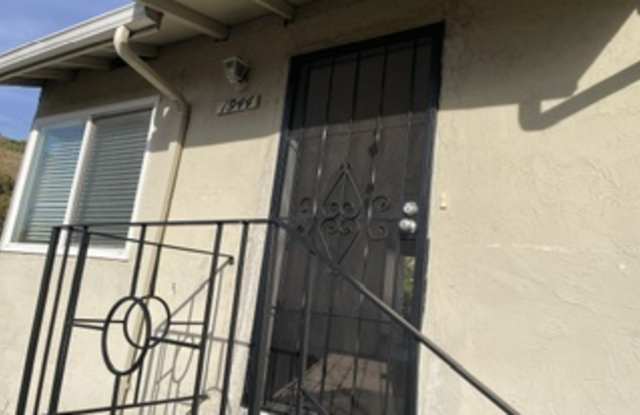 1944 Howe Drive Gallery 2