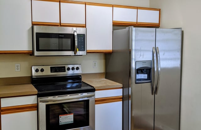 6413 Hollydale Pl Unit 101 Gallery 2