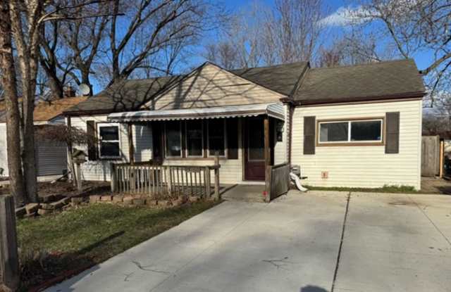 Spacious Roseville Three Bedroom home photos photos