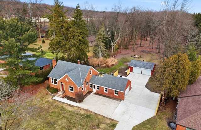 6119 E Sprague Road Gallery 4