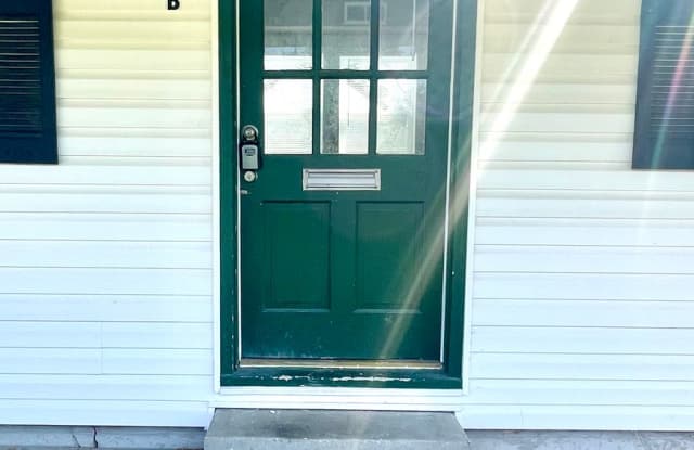 Rural Studio Apartment - Utilities Included Gallery 3