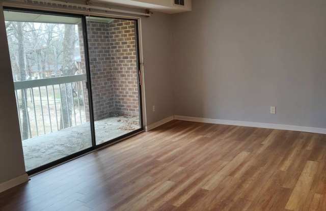 Three bedroom, 2 bath condo in Raleigh-$250 off first month! Gallery 4