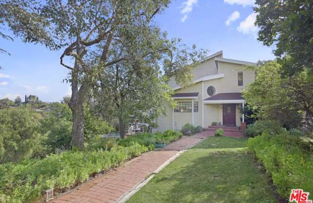 21011 SADDLE PEAK Road Gallery 2