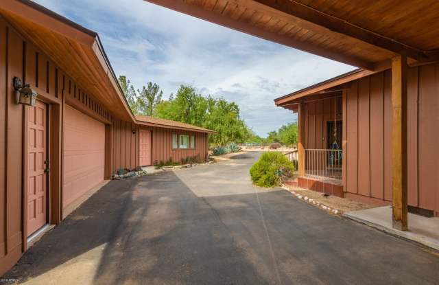 6140 E PEAK VIEW Road Gallery 4