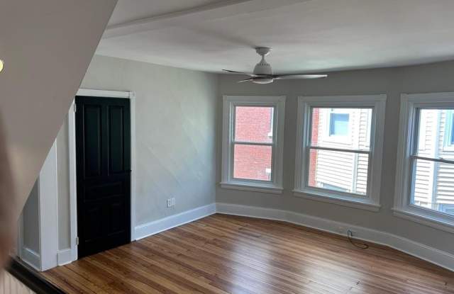 217 N ADAMS STREET Gallery 4
