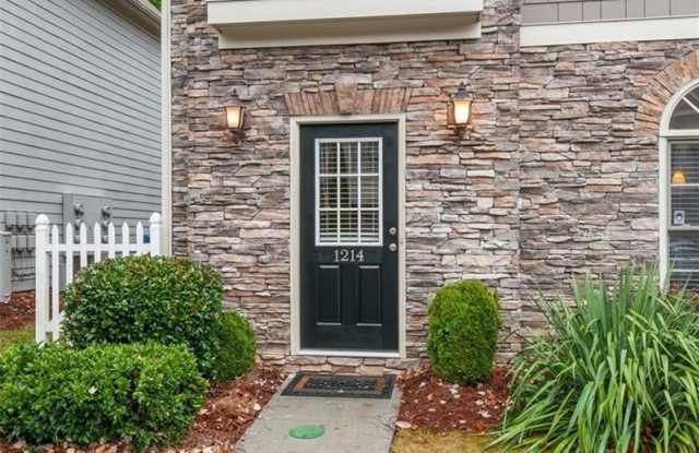 1214 Harris Commons Place Gallery 2