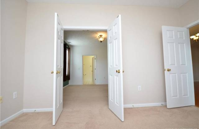 Well maintained 2nd-story condo photos photos