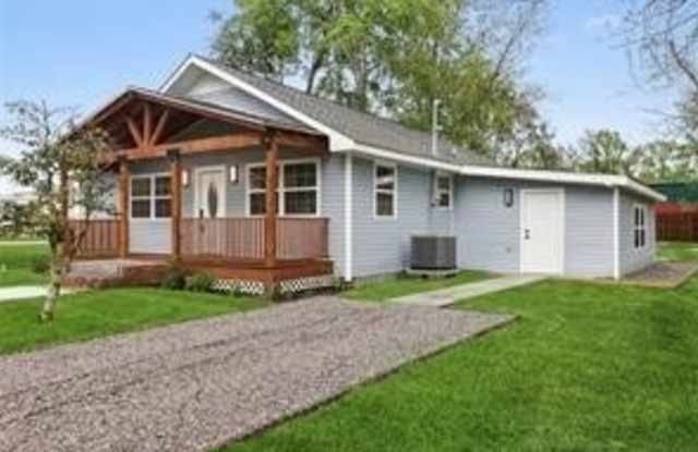 422 W 26TH Avenue photos photos 422 W 26TH Avenue photos photos