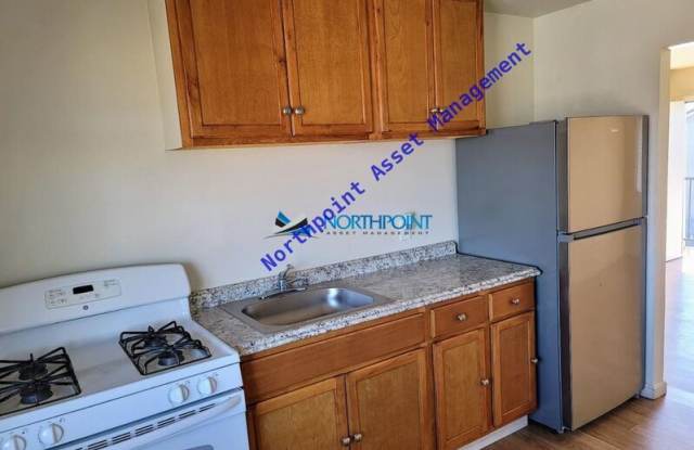 3740 Astoria St photos photos