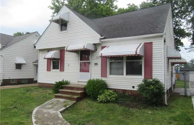 1329 Craneing Road photos photos
