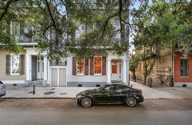 926 ESPLANADE Avenue photos photos