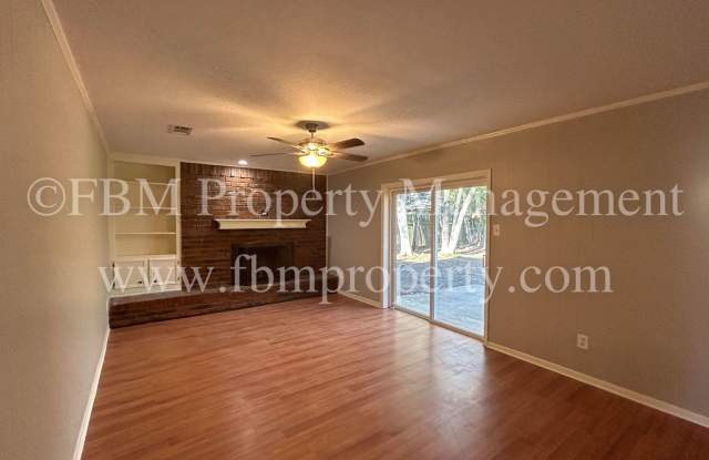 348 Wesley Drive - Spacious 3 Bedroom, 2 Bathroom Home in Corsicana, TX! Gallery 3