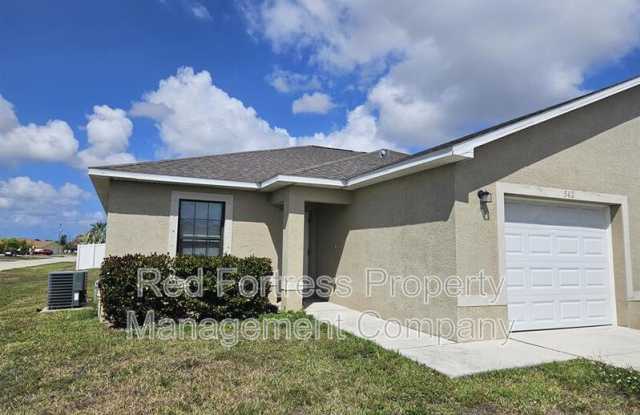 542 SE 6th Pl photos photos