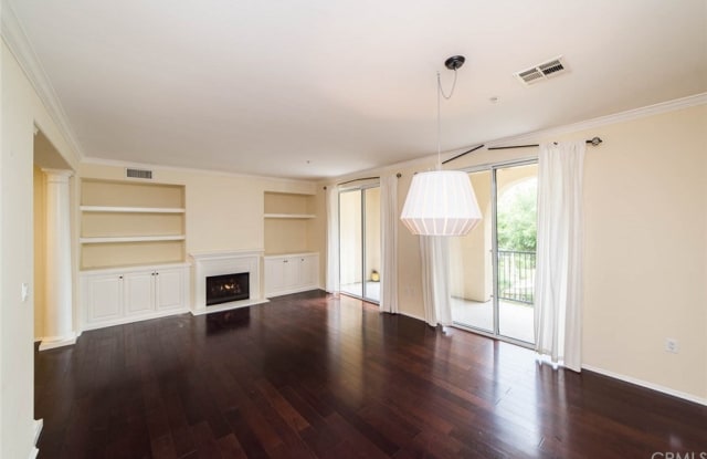 2260 WATERMARKE Place - 2260 Watermarke Pl, Irvine, CA 92612