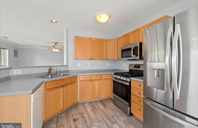 2504 SHELLEY Circle Gallery 4
