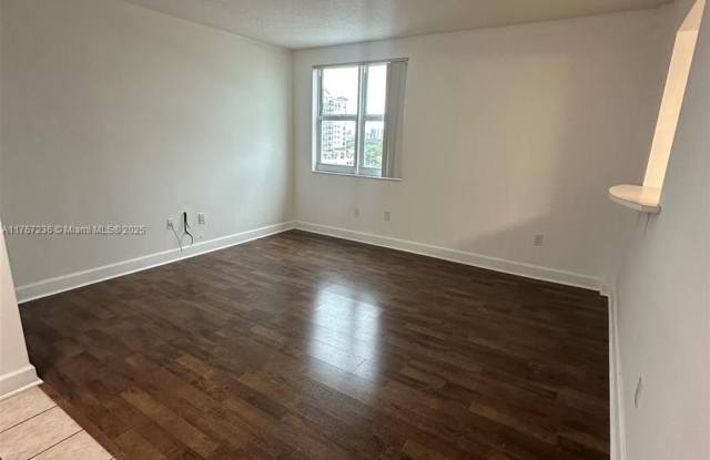 50 Menores Ave photos photos