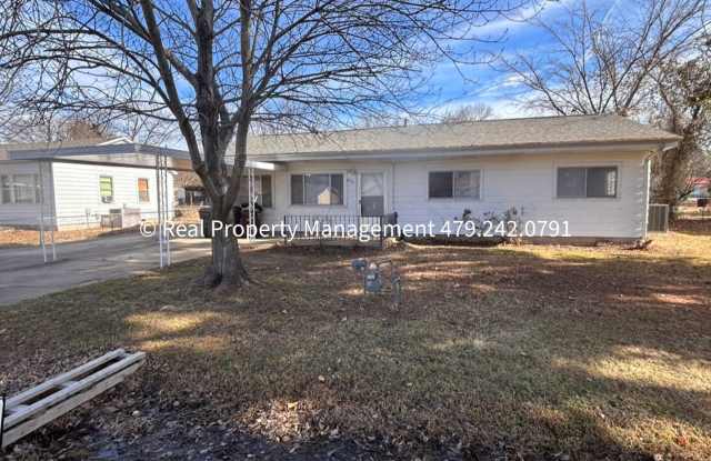 COMING IN FEBRUARY! 3 Bed 1 Bath house - 4515 South 26th Street, Fort Smith, AR 72901