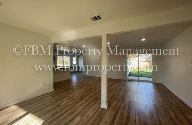 1104 Williamsburg Dr Gallery 2