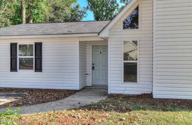 280 Maywood Drive Gallery 4