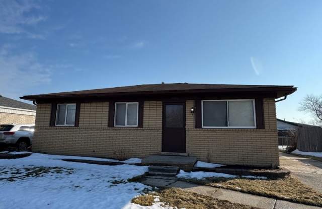 16024 Wellington Avenue photos photos