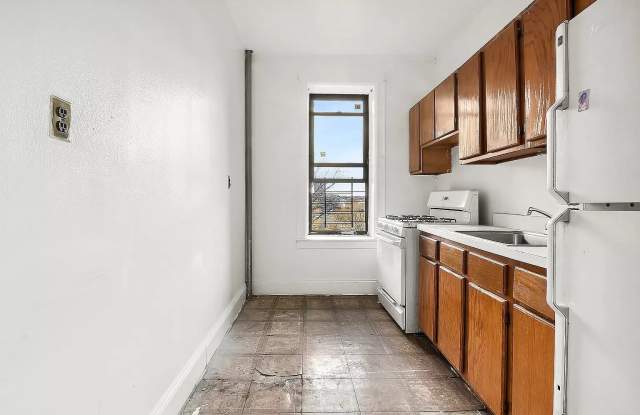 789 Macdonough St Apt 4G photos photos