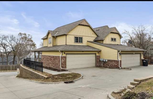 2510 North 42nd Street photos photos