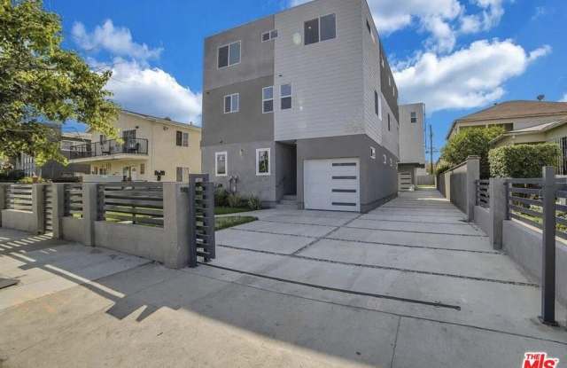 2303 Hauser Blvd photos photos