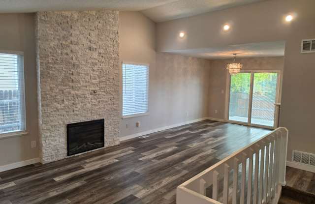 Newly Remodeled 4-Bedroom Home in Cherry Creek Vista Gallery 3