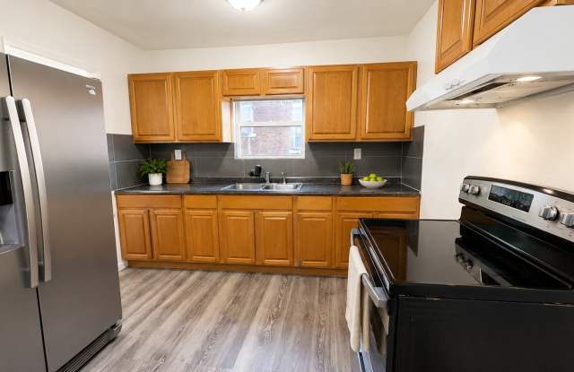 2128 North Stonewall Avenue - 1 Gallery 4