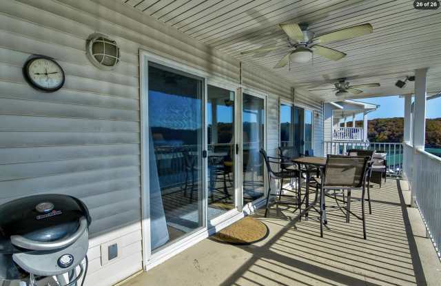 4800 Eagleview Drive Gallery 3