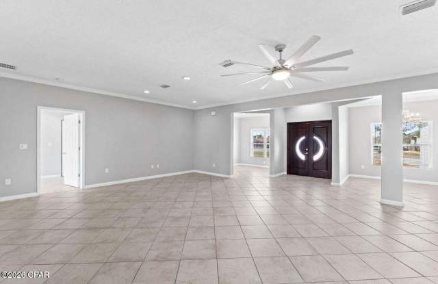 1041 Plantation Drive Gallery 2