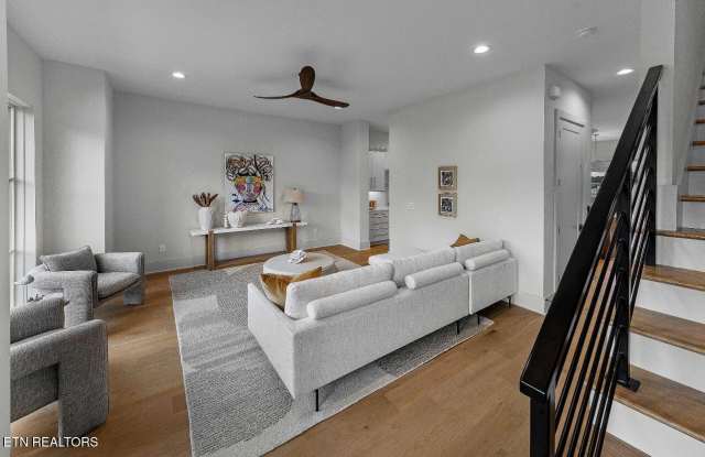 9406 Horizon Drive Gallery 2
