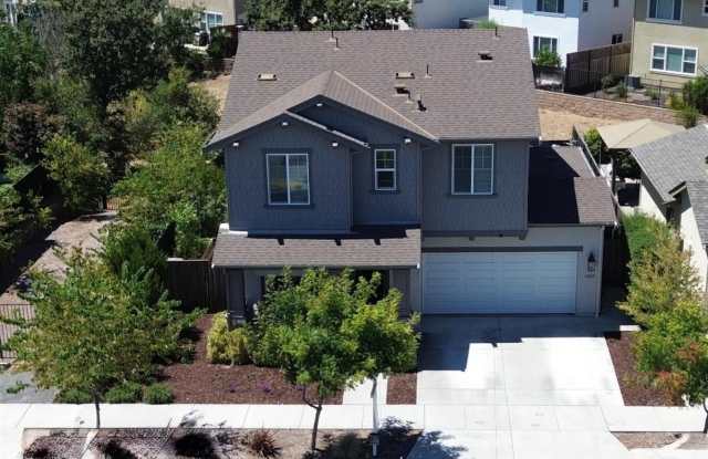 1605 Country Manor Drive Gallery 4