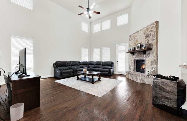12038 Big Springs Drive Gallery 4