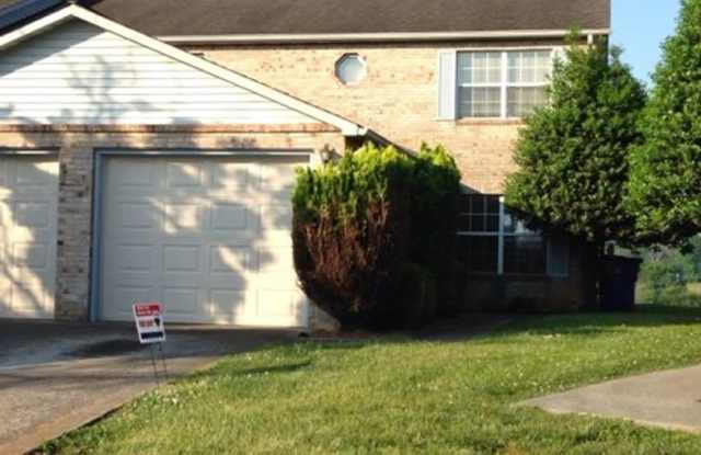 Mountain View Townhouse - 1716 William Blount Drive, Blount County, TN 37801