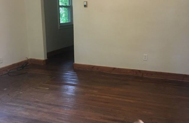 1 bedroom , 1 bath Studio Duplex Gallery 4