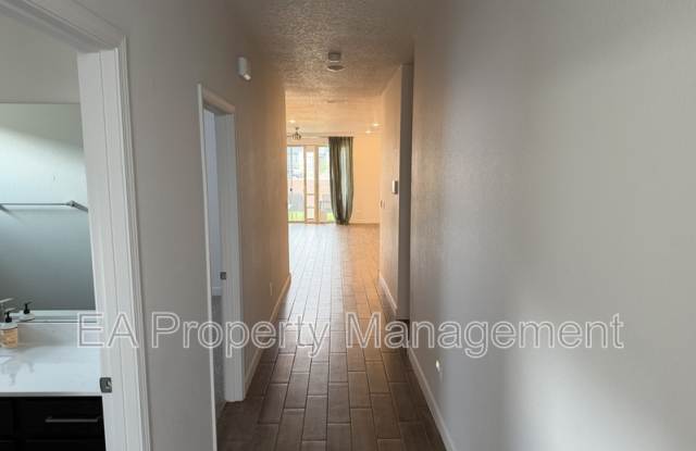 6742 Clayton Dr NE Gallery 3