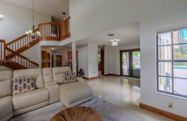 4671 SW 155th Pl Gallery 2