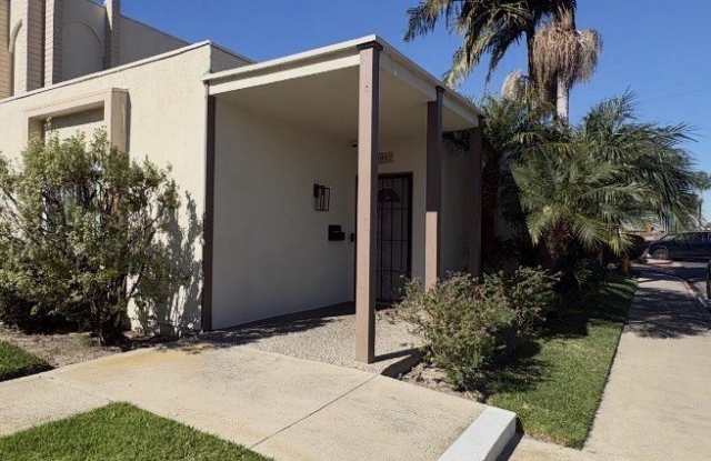 9942 Barranca - 9942 Barranca Circle, Huntington Beach, CA 92646 9942 Barranca - 9942 Barranca Circle, Huntington Beach, CA 92646