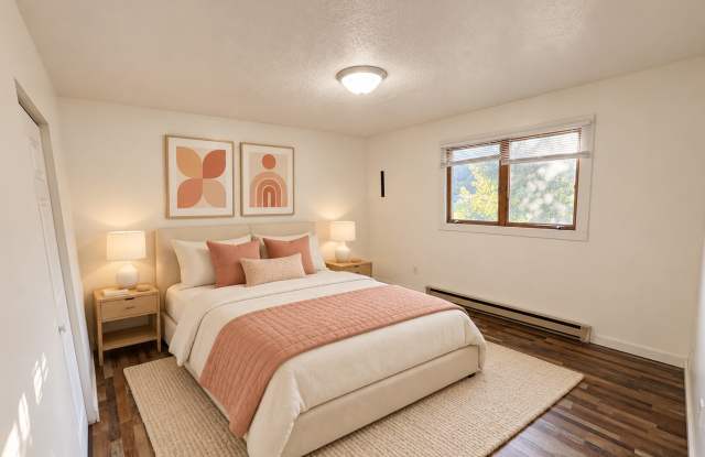 2 Bedroom Apartment at Whitewater Commons in St Charles Gallery 4